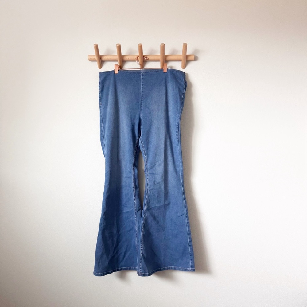 Free People Penny Pull On Flare Jeans 35 Short - Picture 3 of 12